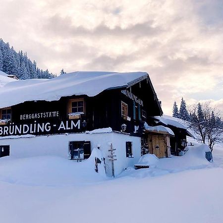 Bruendling-Alm Berggasthof Auf 1167M Auf Dem Hochfelln Hotel Bergen  Exterior photo